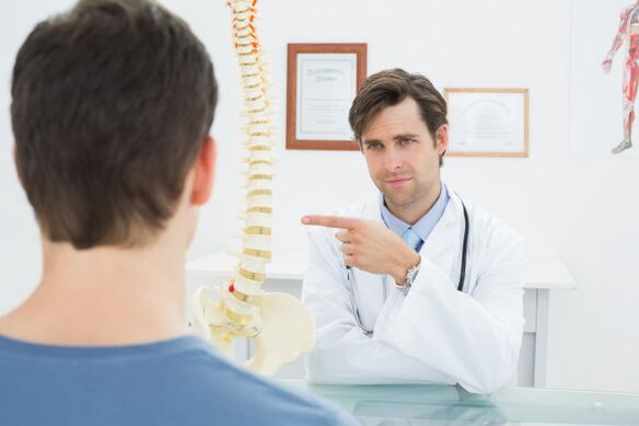 Doctor's consultation with cervical osteonecrosis